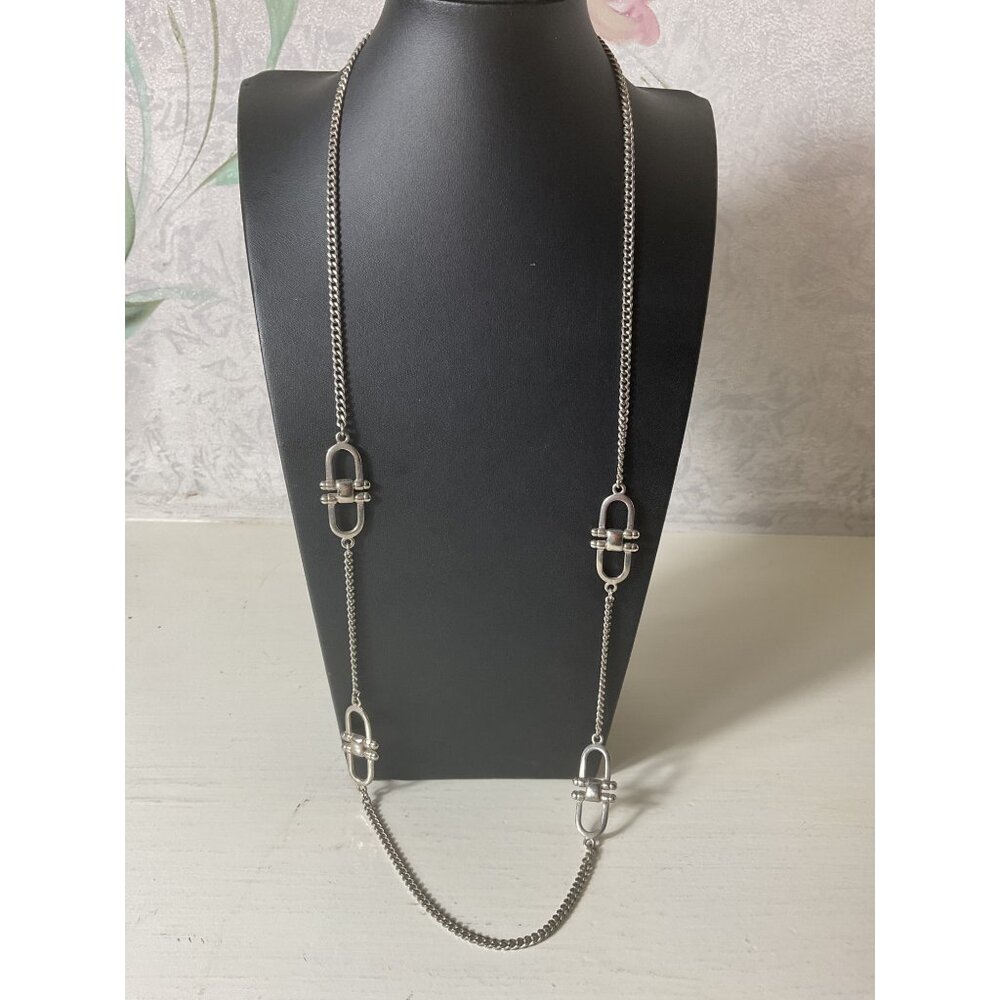 Silver Tone Long Necklace With Oval Links & Lobster Clasp